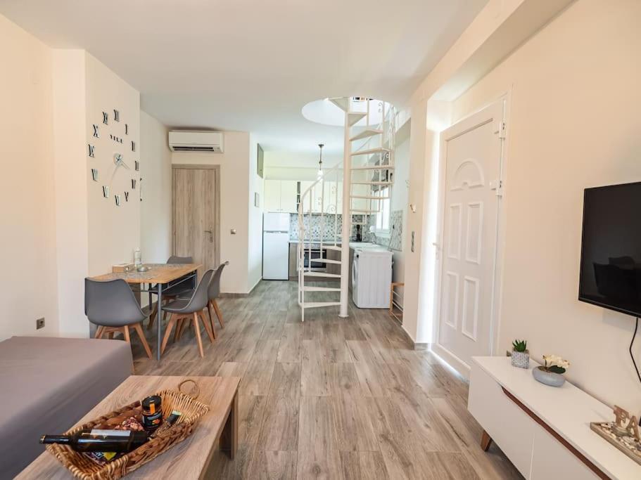 Twin Maisonette By The Sea #χ002 Feel Greek Apartment *